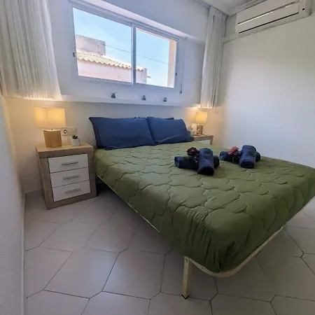 Traditional Two Bed In Tv18 Torrevieja