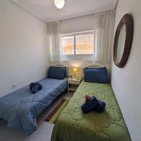 Traditional Two Bed In Tv18 Apartment Torrevieja