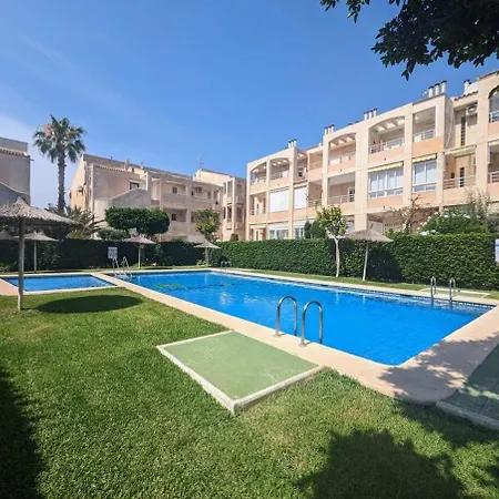 Apartment Traditional Two Bed In Tv18 Torrevieja